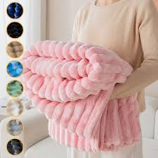 1pc Striped flannel blanket